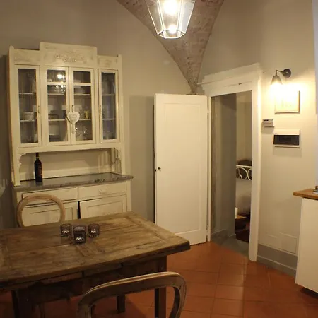 Charming Apartment *